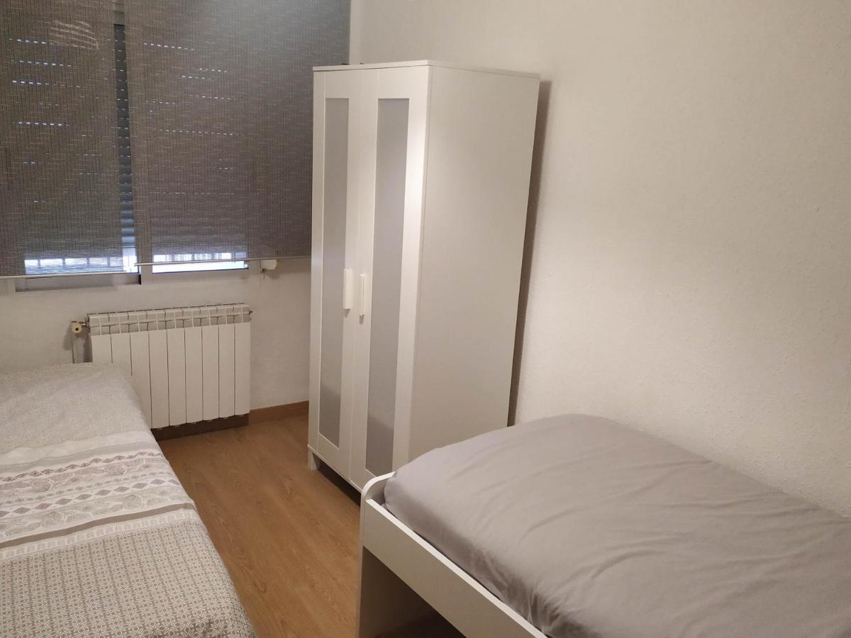 Apartamento CUATTRO wifi Valladolid Esterno foto