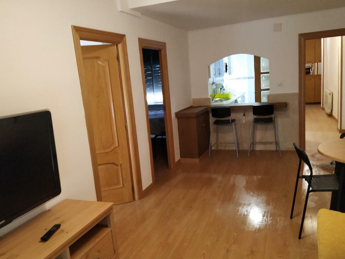 Apartamento CUATTRO wifi Valladolid Esterno foto